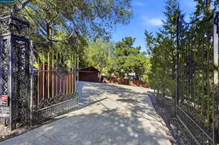 168 Crestview Dr, Orinda, CA 94563 - Photo 1