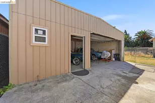 1614 72nd Ave, Oakland, CA 94621 - Photo 33
