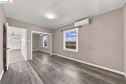 1614 72nd Ave, Oakland, CA 94621 - Photo 17