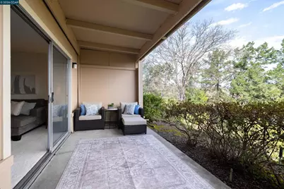 1348 Rockledge Ln #4, Walnut Creek, CA 94595 - Photo 19