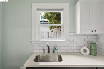 2641 Webster St #1, Berkeley, CA 94705 - Photo 33