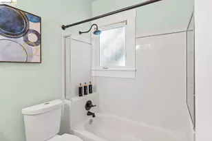 2641 Webster St, Berkeley, CA 94705 - Photo 25