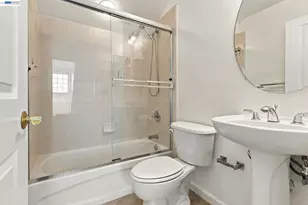 4542 Chancery Ln, Dublin, CA 94568 - Photo 29