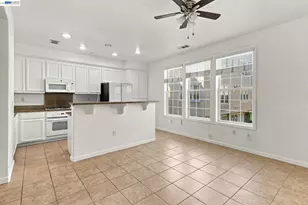 4542 Chancery Ln, Dublin, CA 94568 - Photo 9