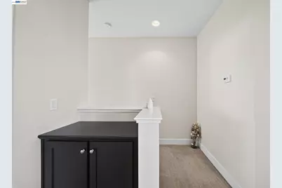 908 Arietta Dr, Mountain View, CA 94043 - Photo 47