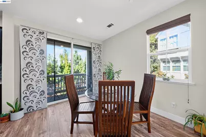 908 Arietta Dr, Mountain View, CA 94043 - Photo 19