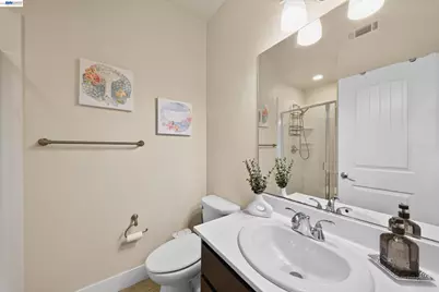 908 Arietta Dr, Mountain View, CA 94043 - Photo 45