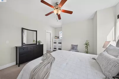 908 Arietta Dr, Mountain View, CA 94043 - Photo 41