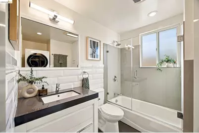 953 40th St, Oakland, CA 94608 - Photo 31