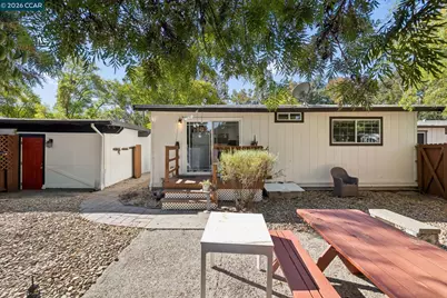 2759 Warner Ln, Pleasant Hill, CA 94523 - Photo 13