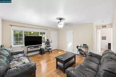 2759 Warner Ln, Pleasant Hill, CA 94523 - Photo 15