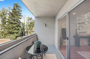 955 Shorepoint, Alameda, CA 94501 - Photo 19