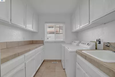 2019 Windward Pt, Discovery Bay, CA 94505 - Photo 59