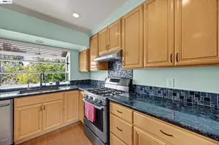 372 Monaco Ave, Union City, CA 94587 - Photo 13