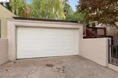 2747 Forest Ave, Berkeley, CA 94705 - Photo 43