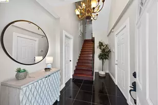 6193 Oakdale Ave, Oakland, CA 94605 - Photo 5
