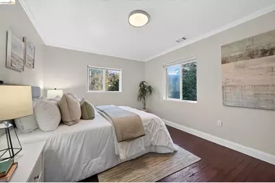 6193 Oakdale Ave, Oakland, CA 94605 - Photo 21