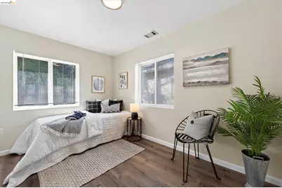 6193 Oakdale Ave, Oakland, CA 94605 - Photo 25