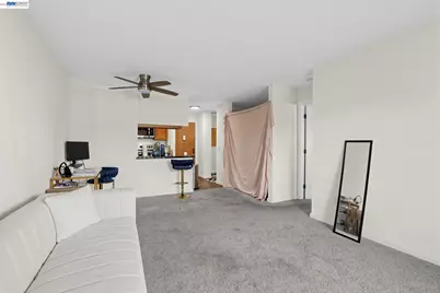 29300 Dixon St #101, Hayward, CA 94544 - Photo 7