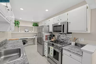1091 Shell Blvd #5, Foster City, CA 94404 - Photo 7