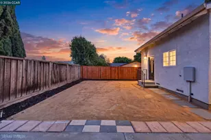 2147 Minto Dr, San Jose, CA 95132 - Photo 59