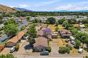 559 Old Canyon Rd, Fremont, CA 94536 - Photo 3