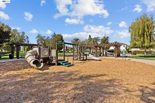 10648 Tank House Dr, Stockton, CA 95209 - Photo 41