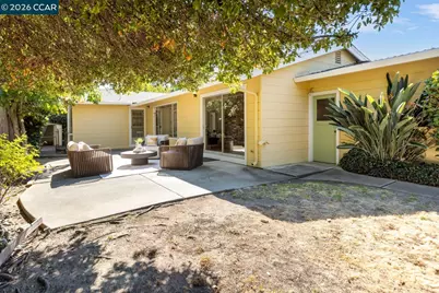 1696 Georgia Dr, Concord, CA 94519 - Photo 23
