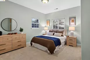 6700 Moore Dr, Oakland, CA 94611 - Photo 21