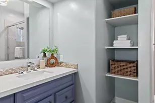 6700 Moore Dr, Oakland, CA 94611 - Photo 19