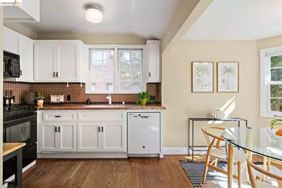 3938 Maybelle, Oakland, CA 94619 - Photo 9