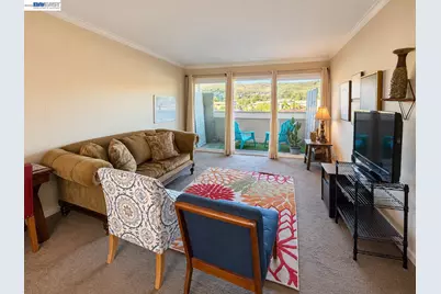 260 Industrial Pkwy #25, Hayward, CA 94544 - Photo 7