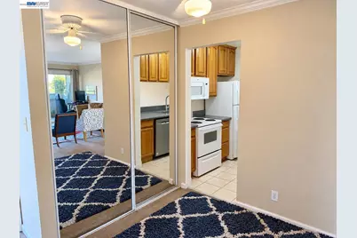 260 Industrial Pkwy #25, Hayward, CA 94544 - Photo 5