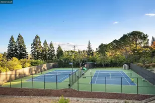 134 Pepperwood Ct, Danville, CA 94506 - Photo 29