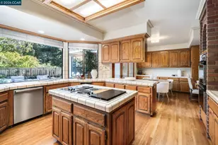 134 Pepperwood Ct, Danville, CA 94506 - Photo 31