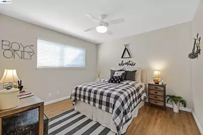 35914 Rosewood Dr, Newark, CA 94560 - Photo 19