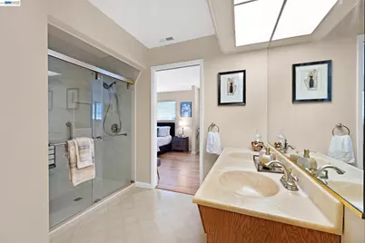 35914 Rosewood Dr, Newark, CA 94560 - Photo 17