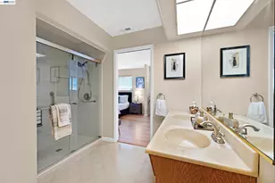 35914 Rosewood Dr, Newark, CA 94560 - Photo 17