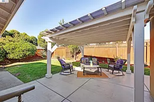 35914 Rosewood Dr, Newark, CA 94560 - Photo 29
