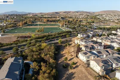 2813 Randall Loop, Dublin, CA 94568 - Photo 5