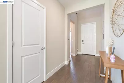 2813 Randall Loop, Dublin, CA 94568 - Photo 9