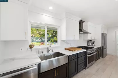 48 Via Floreado, Orinda, CA 94563 - Photo 31