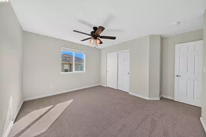 160 Spears Cir, Richmond, CA 94801 - Photo 33