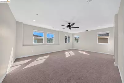 160 Spears Cir, Richmond, CA 94801 - Photo 25