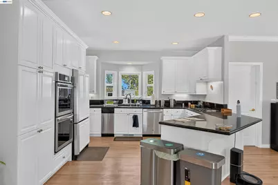 850 Arroyo Ct, Palo Alto, CA 94306 - Photo 3