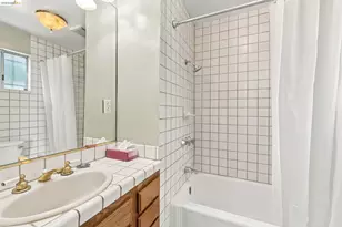 418 36th St, Oakland, CA 94609 - Photo 41