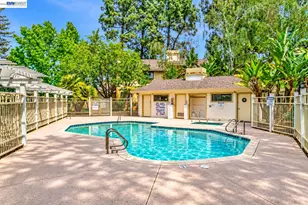 2827 Monument Blvd, Concord, CA 94520 - Photo 19