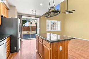 1647 Green Springs Ct, Tracy, CA 95377 - Photo 11