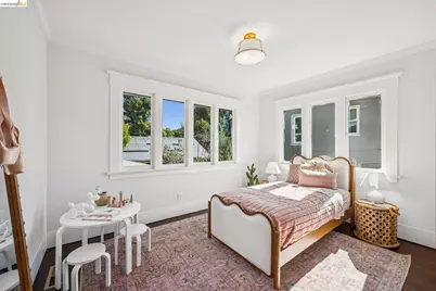 5572 Claremont Ave, Oakland, CA 94618 - Photo 29
