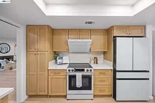 5344 Brookside Ct, Pleasanton, CA 94588 - Photo 9